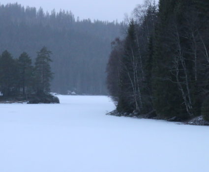 Hiking deep into Nordmarka - Icy lakes with islands